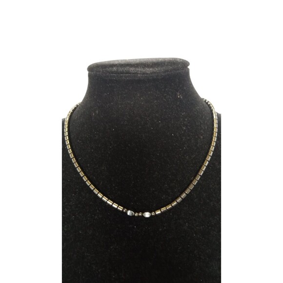 Hematite & Natural Stones/Seeds Lot of 3 Ladies Necklaces 16 in - Picture 9 of 10